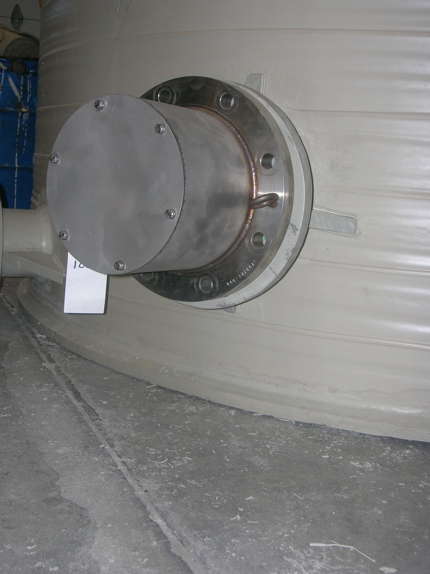 Welded 150‑lb ANSI flange with stainless‑steel backing ring for secure process connections. Welded 150‑lb ANSI flange with stainless‑steel backing ring for secure process connections.